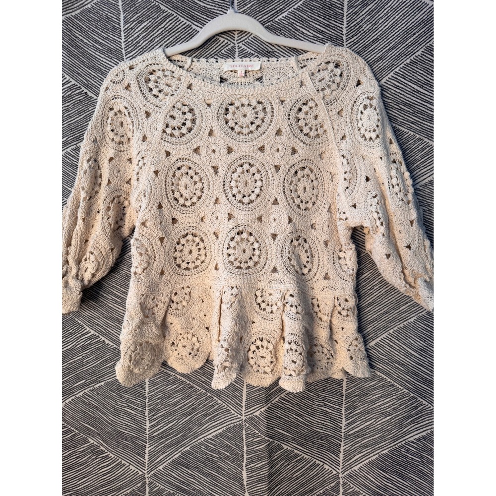 Women's Boho Cottagecore Crochet Medallion top with ruffle hem Sz S